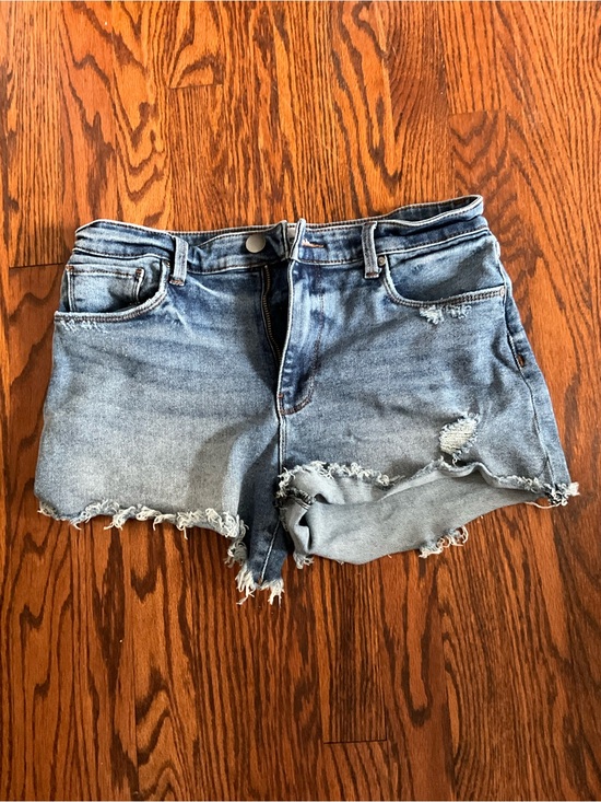 Evereve Pants - Evereve Light Blue Distressed Denim Cutoff Shorts